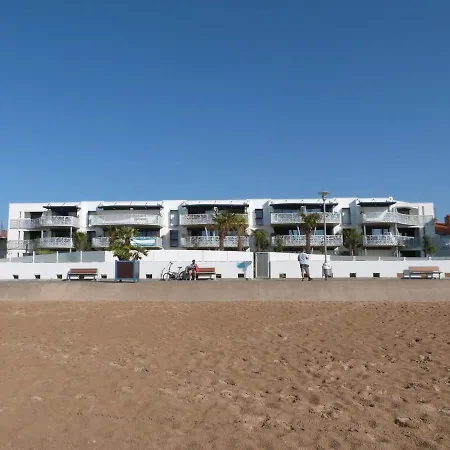 Avec Balcon, 1 Chambre, Piscine, Jacuzzi, Parking Prive, Acces Direct Et Commerces - Fr-1-194-221 *