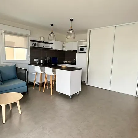 Avec Balcon, 1 Chambre, Piscine, Jacuzzi, Parking Prive, Acces Direct Et Commerces - Fr-1-194-221 Апартаменты *