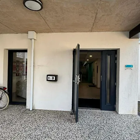 公寓 Avec Balcon, 1 Chambre, Piscine, Jacuzzi, Parking Prive, Acces Direct Et Commerces - Fr-1-194-221 *