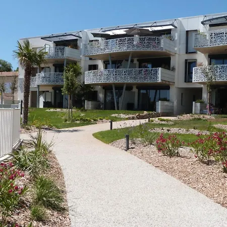 Avec Balcon, 1 Chambre, Piscine, Jacuzzi, Parking Prive, Acces Direct Et Commerces - Fr-1-194-221 * La Tranche-sur-Mer